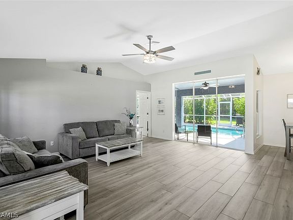 4th image of 3625 Pelican Blvd