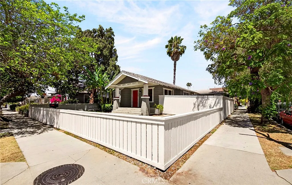 2 bed, 960 sqft, $4,000 — Photo 3