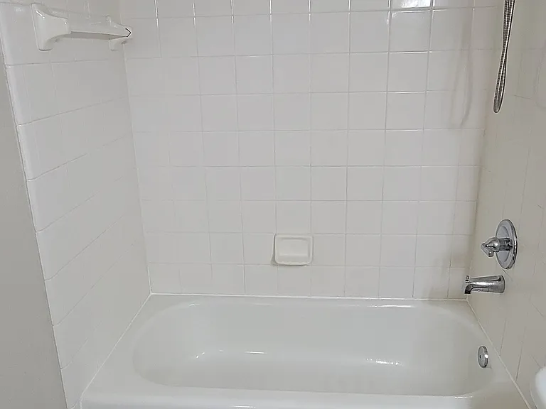 7411 Vista Way #103 — Photo 23