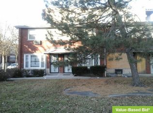7333 S Phillips Ave APT B, Chicago, IL 60649