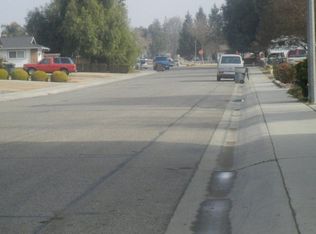 1714 W Monte Vista Ave, Visalia, CA