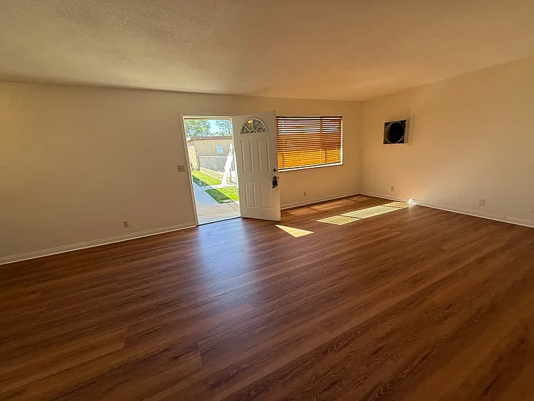 20788 Thunderbird Rd — Photo 13
