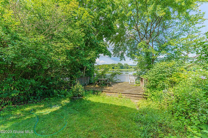 5th image of 803 1st Avenue