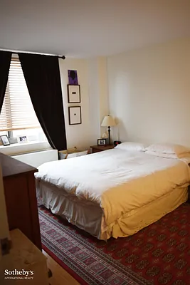 Rented by Sotheby's International Realty | media 37