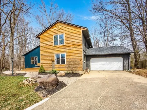 127 Acorn Cir, Oxford, OH 45056