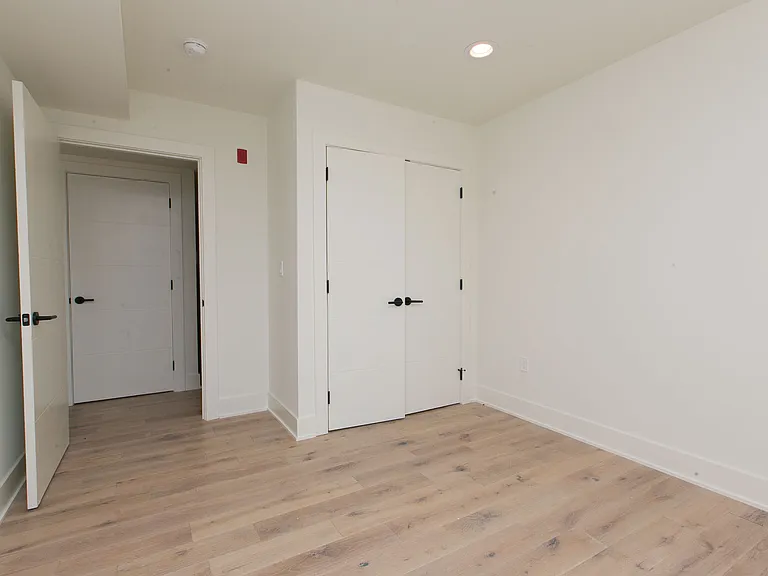 2431 Frankford Ave #15 — Photo 8
