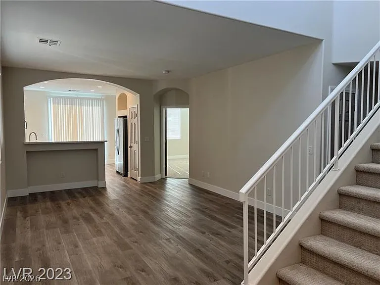 341 Sonoma Valley St — Photo 2