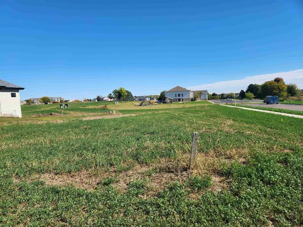 1614 Schreiner, Waunakee, WI 53597