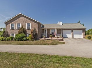 1166 Disco Loop Rd, Friendsville, TN 37737