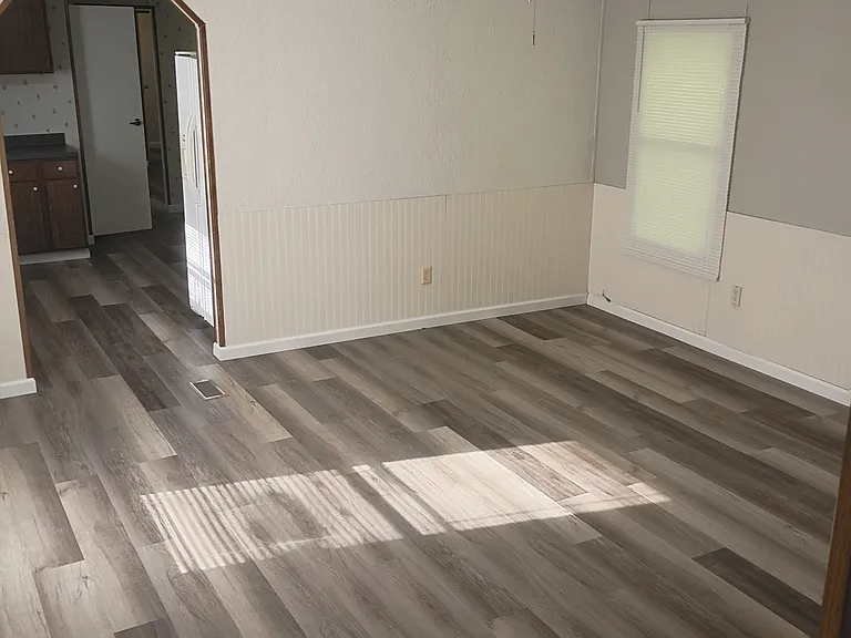 2615 Cedar Ridge Rd #MOBILE HOME — Photo 5