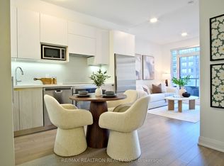 15 Water Walk Dr #533, Markham, ON L6G 0G2