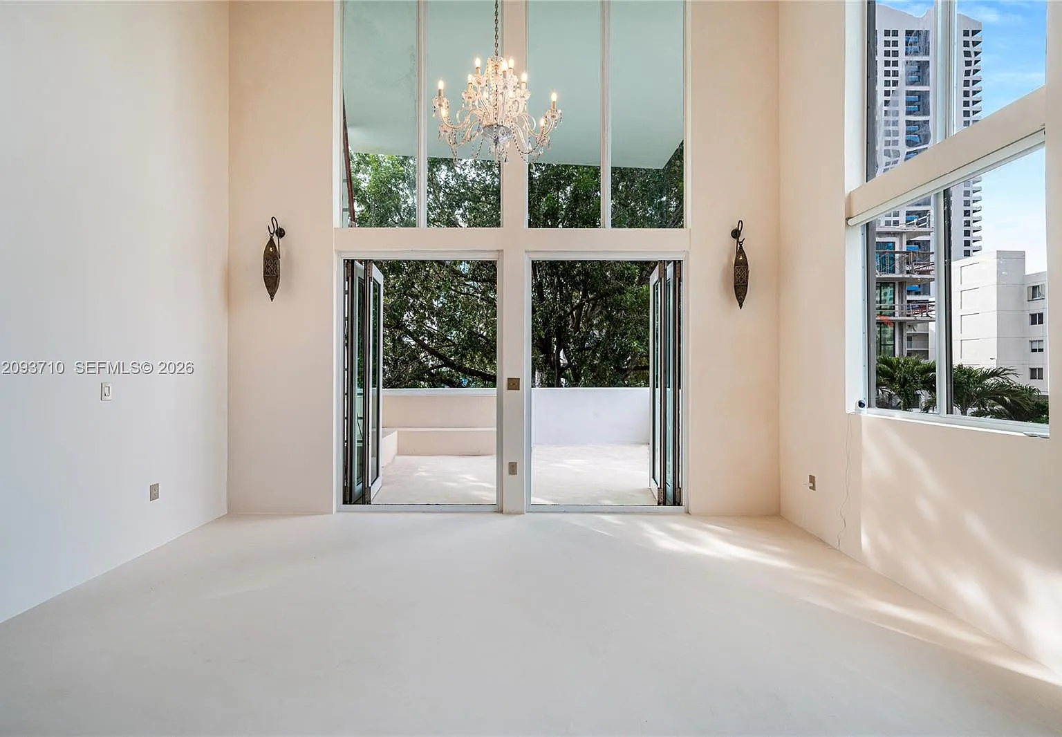 The Alliage Condo — Photo 2