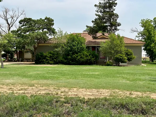 1451 County Road Ee, Plainview, TX 79072
