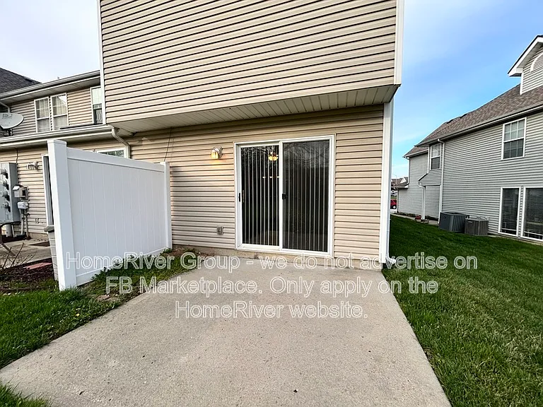 8010 N Elmwood Ave — Photo 25