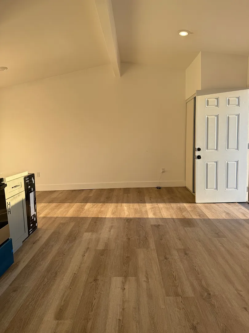 2154 S Marina Dr - 2 — Photo 4