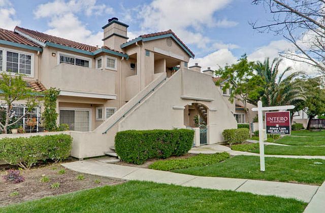 1st image of 1289 Tea Rose Cir
