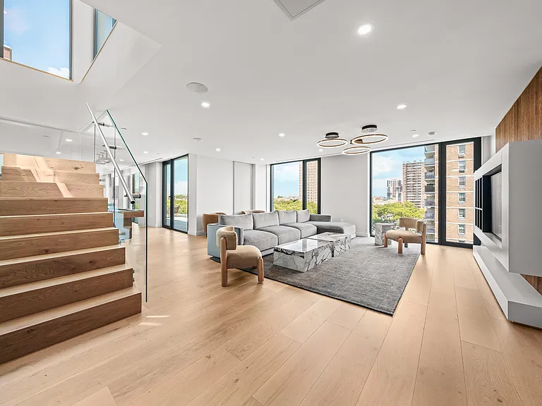 255 Lorimer St #128 — Photo 19