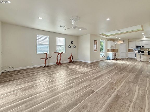 3rd image of 7175 Vista Ridge Dr