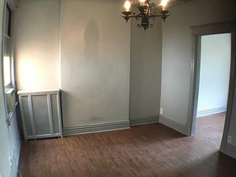 2258 S Compton Ave #2 — Photo 3
