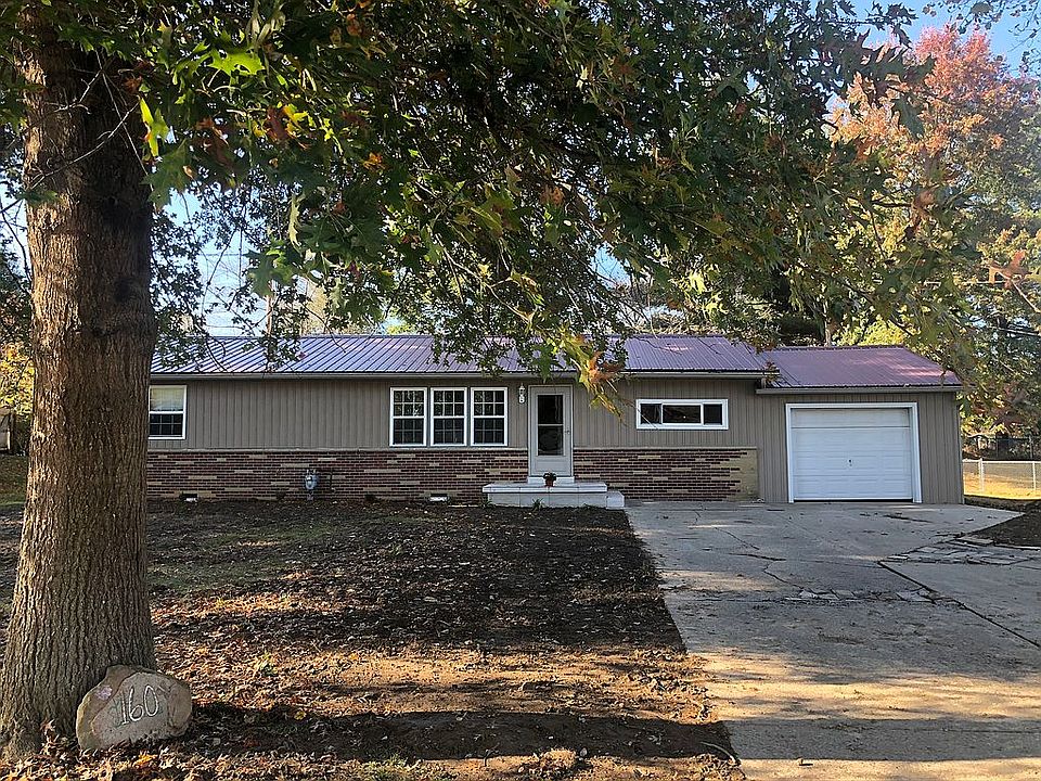 1st image of 160 Anderson Dr