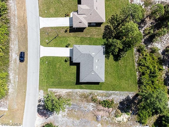 2nd image of 842 Sunrise Blvd