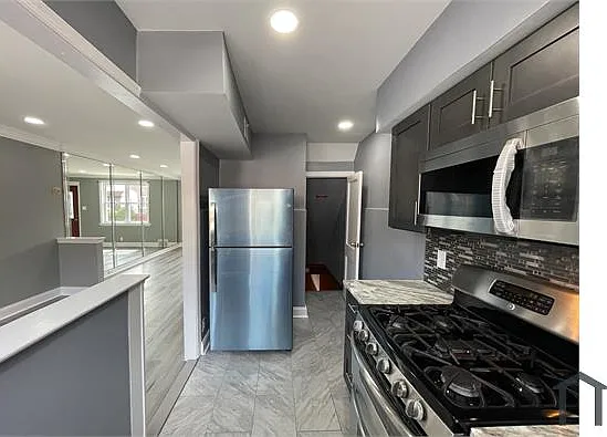 2545 S Bellford St — Photo 14