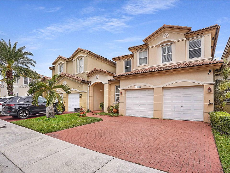 1st image of 11219 NW 74th Ter