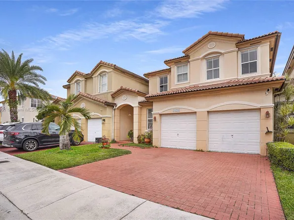 11219 NW 74th Ter, Doral, FL 33178