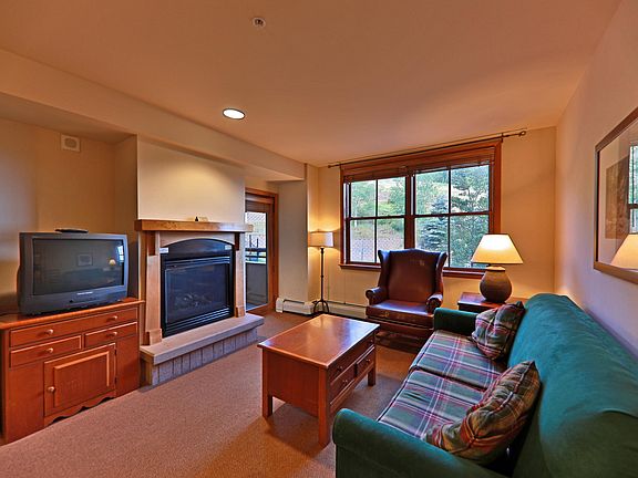 2nd image of 401 Nystrom Ln #1317