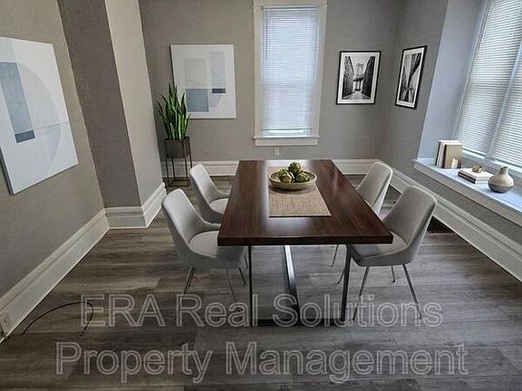 3rd image of 80 Warren Ave