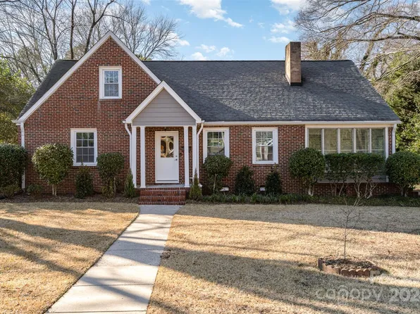1645 Longfellow St, Charlotte, NC 28205