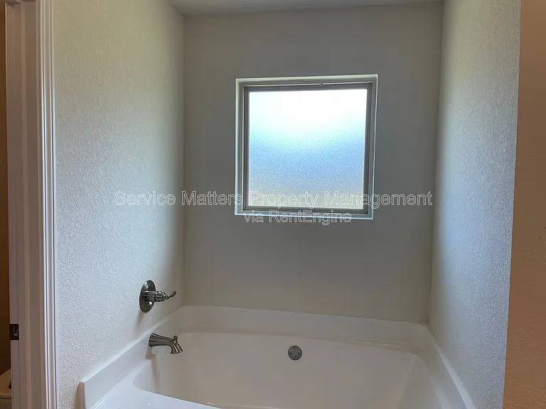 5184 Peach Dr — Photo 13