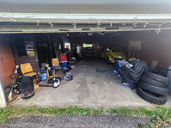 4th image of W7355 County Road F