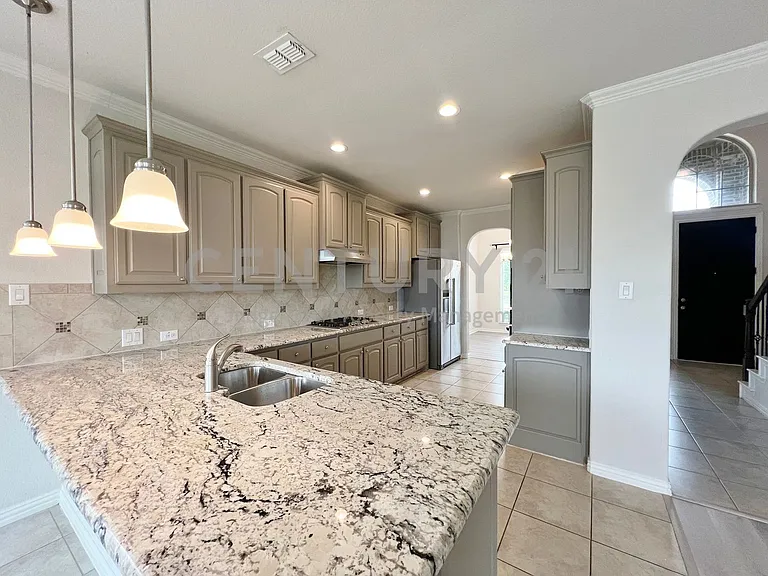15201 Everly Ct — Photo 1