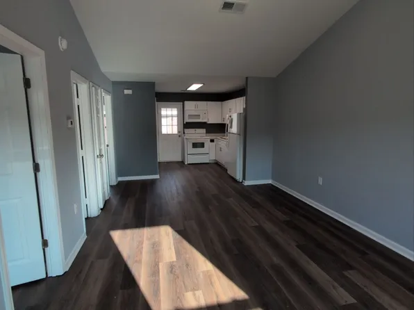140 Lanier Dr #106, Statesboro, GA 30458