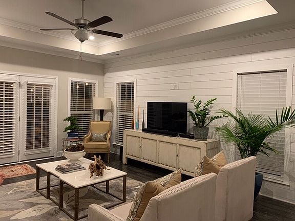 Fyffe GY, Single Family Home