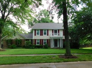 14707 Mill Spring Dr, Chesterfield, MO 63017