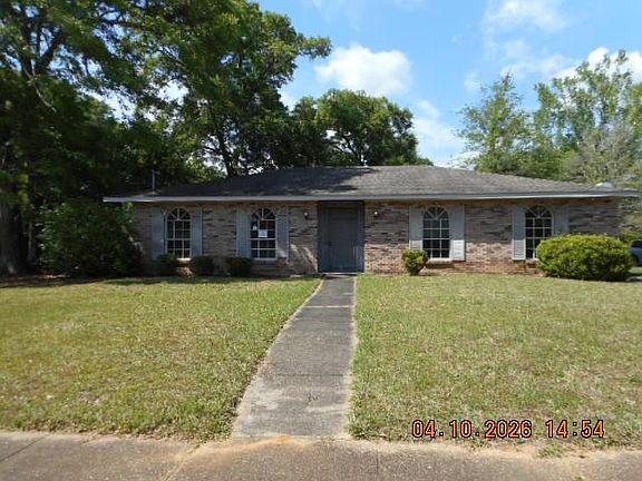 2nd image of 6000 Woodglen Ct