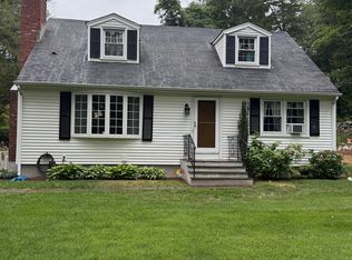 160 Wire Mill Rd, Stamford, CT 06903