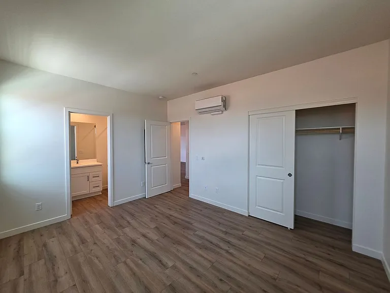 310 Palm Ave — Photo 66
