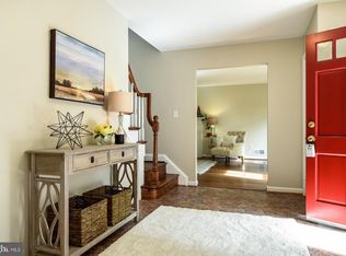 5120 Clinton Rd, Alexandria, VA 22312