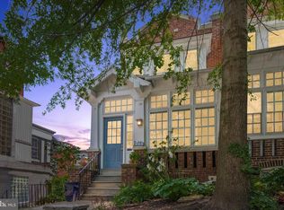 315 S 44th St, Philadelphia, PA 19104