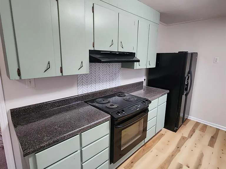 117 Hazel Dr — Photo 8