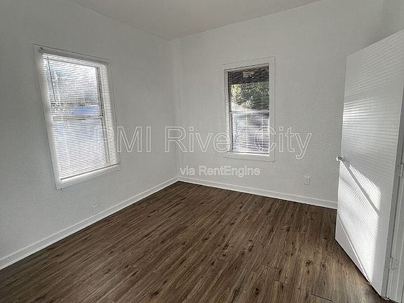 4th image of 2581 Orion St