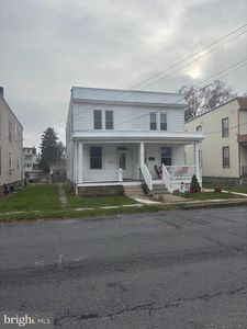 2721 Banks St, Harrisburg, PA, 17103