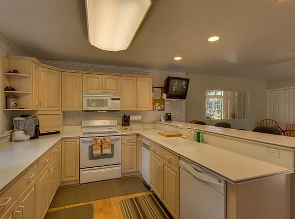 3rd image of 345 Tahoe Woods Blvd