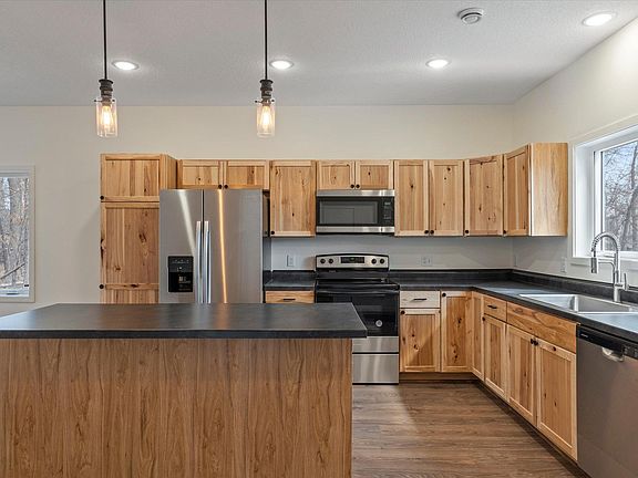 3rd image of 8826 Breezy Point Blvd