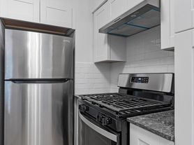 2501 Manor Cir, Austin, TX