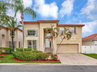 Emerald Courts - Opal Cre, Weston, FL 33331