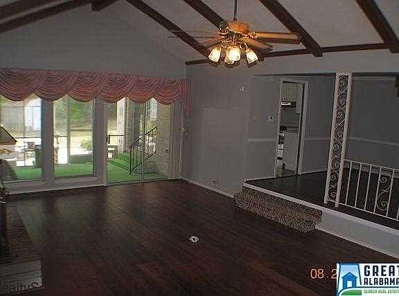 2nd image of 1521 Brewster Cir